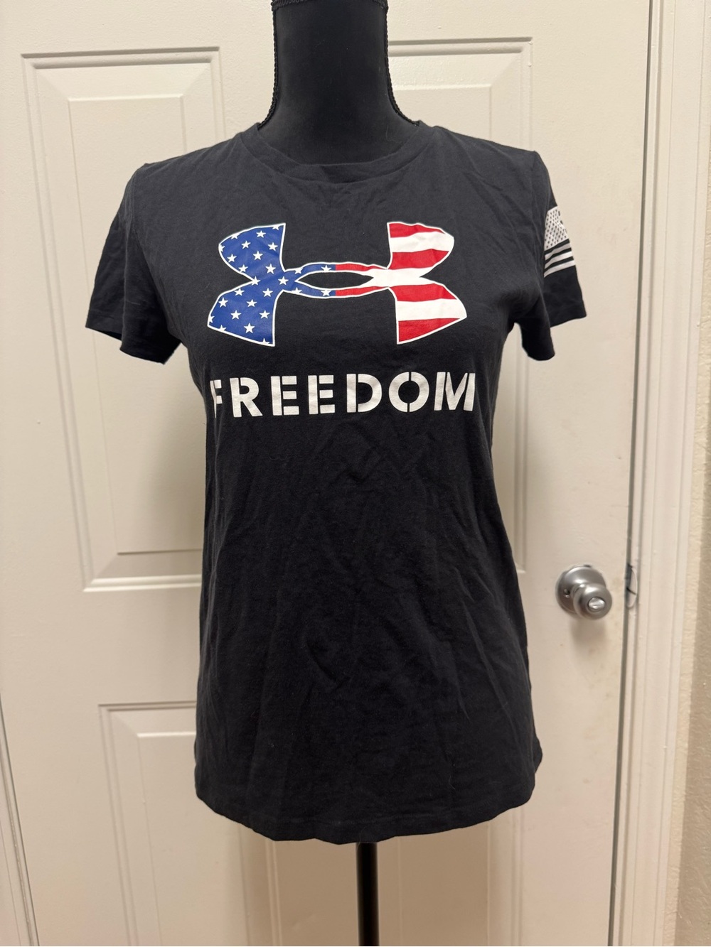 Under Armour Black 'Freedom' Graphic Short Sleeve Tee with Flag Logo